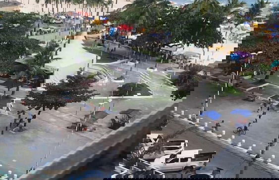 Pitangueiras Beach - Foto 19