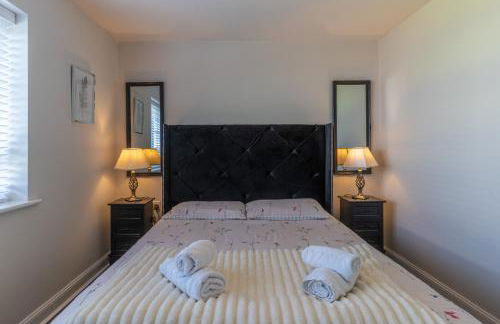 Walk to Liverpool Airport - Luxury Stay with EV Charge - Fast WiFi - Foto 49