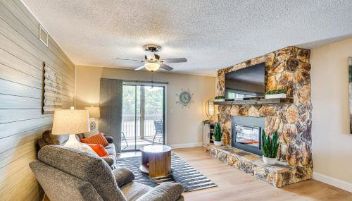 Lake & Pool Access: Lazy Days Condo w/ Balcony! - Foto 4