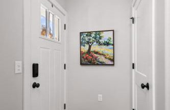 Brand New 2 Bedroom Condo - Photo 25