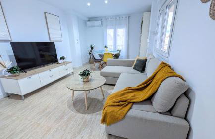 Elegant Sea View Apartment Near Beach & Train - Foto 14