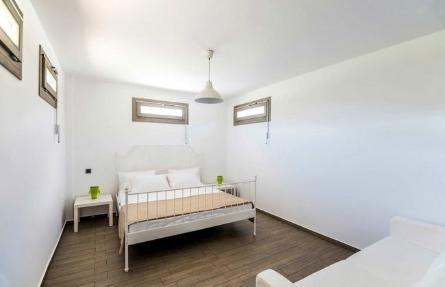 White Villas - Photo 4