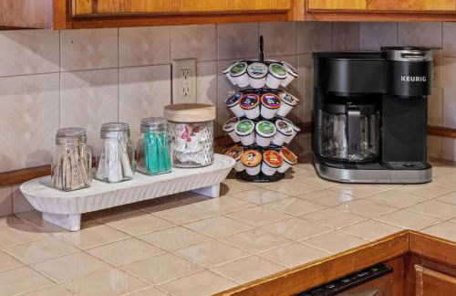 Lucky Log Cabin Hottub fireplace 12min to Mt Snow - Foto 7