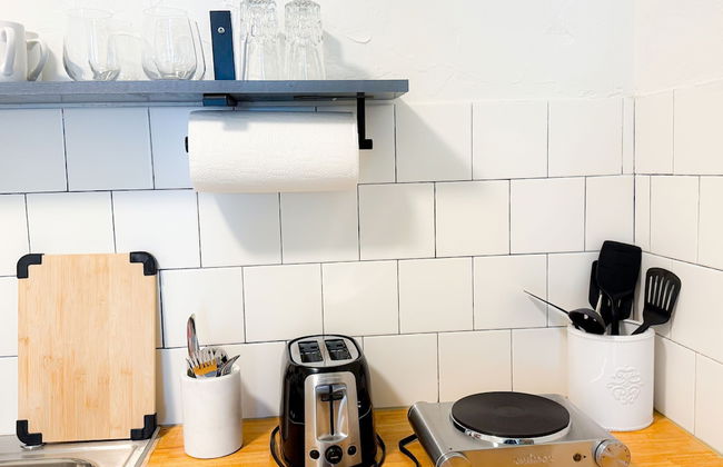 Renovated 2BR Near Paseo With Wifi Smart TV 31B - Photo 17