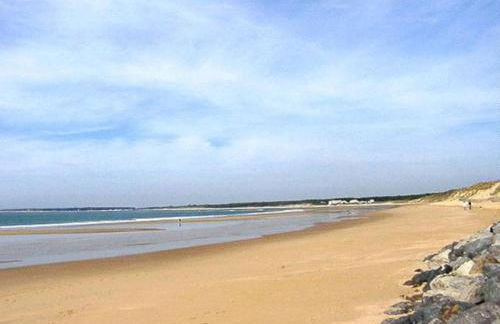 Vaste maison 23/29 pers. piscine proche des plages - Photo 15