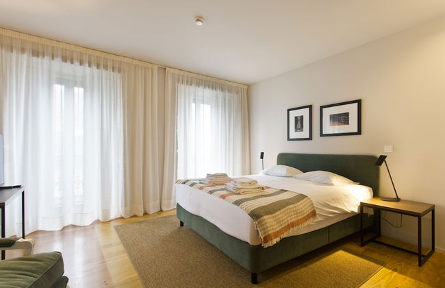 RVA Gustavo Eiffel Apartments - Photo 7