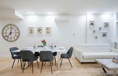 Luxury 2BR Duplex 5min to Central Park - Photo 4