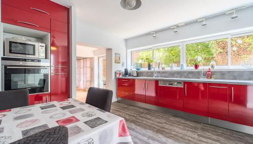 Apt T5 rénové avec bureau jardin et parking en centre ville - Foto 3