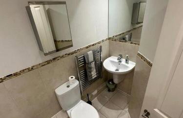 The Old Library - Modern Apartment near the Train Station and Racecourse - Foto 45