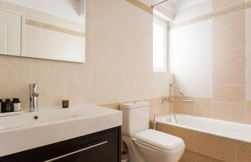 Superb & Comfy 2BD Apartment in Marousi by UPSTREET - Foto 38