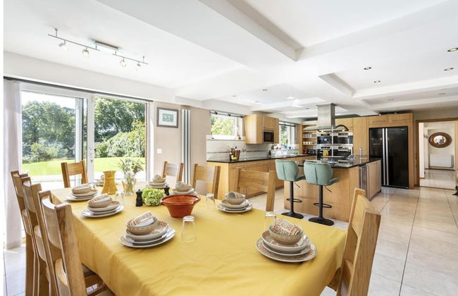 Sleeps10/18-parking-garden-pool-hottub-balcony - Foto 25