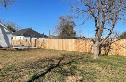 TAYLOR PLACE-5 Minutes to Silos & Baylor - Foto 20