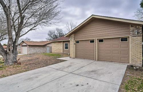 Pet-Friendly San Antonio Home w/ Yard & Patio! - Foto 22
