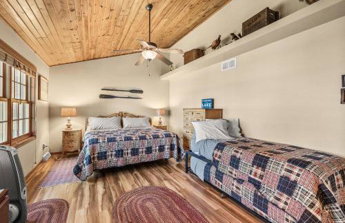 Family-Friendly 5BR House by the Lake - Foto 8