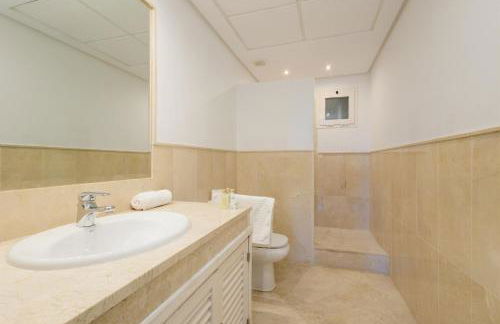 Private heatable infinity pool with sea views in La Mairena, Marbella - Foto 8