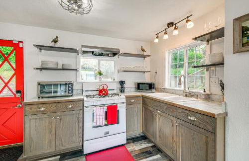 Walk to Beaches Waterfront Home in Port Orchard! - Foto 9