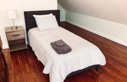 University House - 8 Bedrooms Walk to UF / Stadium - Foto 8