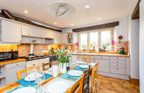 Dunford Barn Cotswolds with Hot Tub - Foto 3