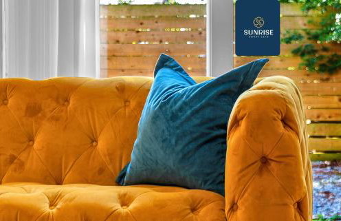 MUIRTON HOUSE - INVOICE and REDUCED PRICE only via SUNRISE SHORT LETS DUNDEE, 4 Bed House, 4 Car Parking, 2 Baths, 5 Smart TVs, Fully Equipped Kitchen, Large Dining and Living Space, Rear Garden, Free WiFi, and ONLY 9 Mins to STANNERGATE Ports - Foto 27