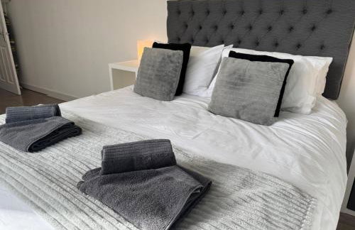 Delightful Self Contained Garden View Retreat - Foto 8