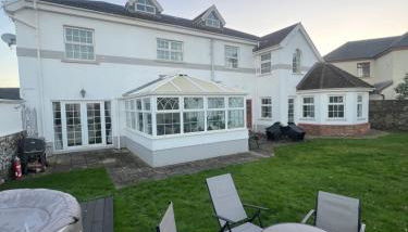 Family & friends get together birthday hot tub - Foto 3