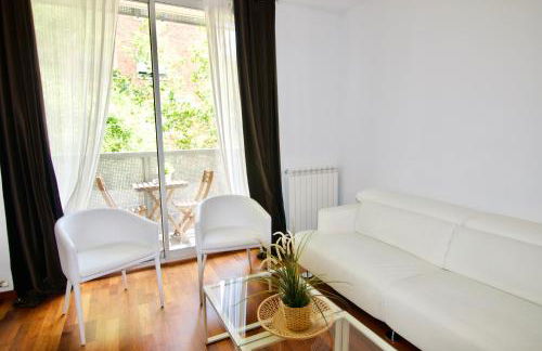 Glasir Homes Barcelona - Photo 25