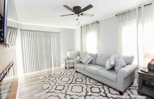 MidtermLongterm Buckroe Beach Bungalow EV chrg - Foto 25