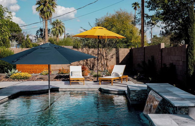 Daisy by Avantstay Modern Home w/ Spacious Backyard, Pool & Table Tennis - Foto 9