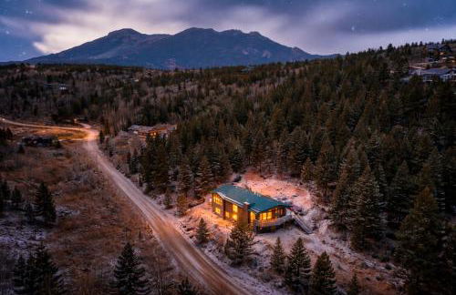 Luxury Mountain Views, hot tub, peaceful retreat - Foto 9