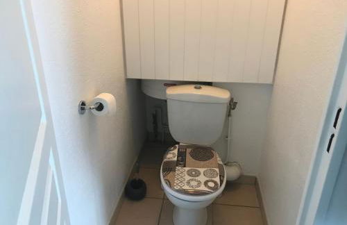 T2 front de mer piscine parking terrasse du samedi au samedi juillet août 2026 - Foto 22