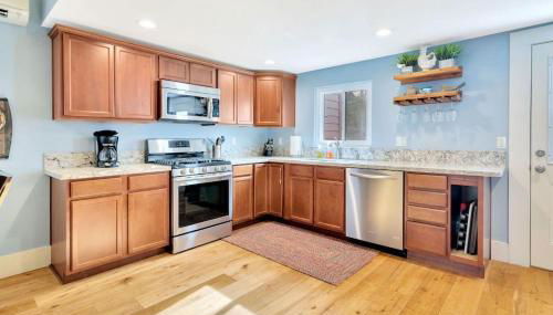 Home Squared-Downtown with Fire Pit - Foto 3