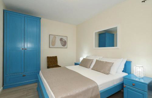 Apartment Serenity with Private Pool Near the Beach - Photo 20