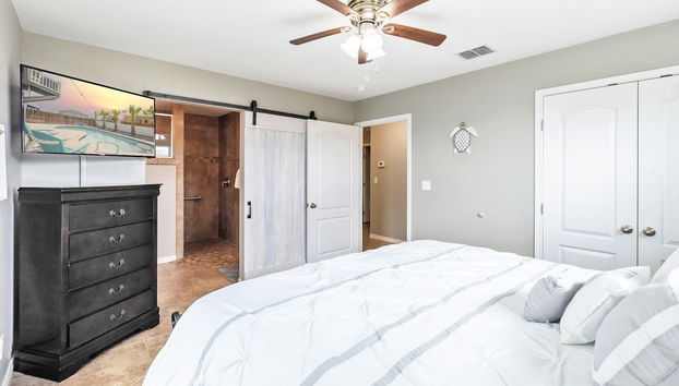 Latitude Adjustment - Private Pool/elevator! - Foto 5, Habitación