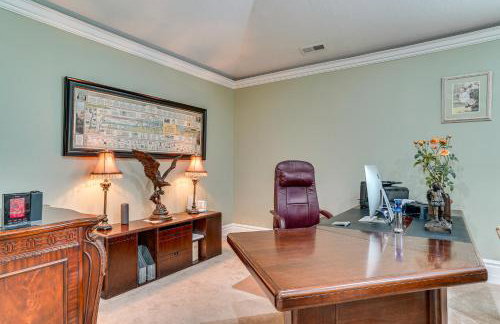 Elegant 6,300-Sq-Ft Family Home with Hot Tub in Orem - Photo 20