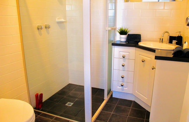 Vista Victor Harbor Beachfront Apartment no 4 - Photo 15