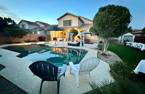Desert Oasis 4BD 3BA, Lux Resort Pool in Mesa, AZ - Foto 3