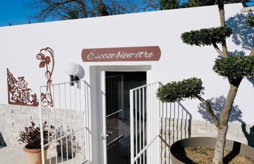 La villa du Bau Reddoun ,piscine ,jardin , jolie vue sur Callian, calme et serenite - Foto 10