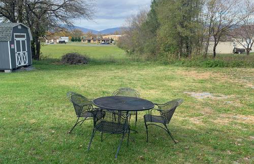 Treasured Moments Tiny Cabin Cottage - Foto 6