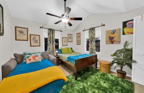 Zen Jungle House by Busch Gardens Sleeps 12 with Outdoor Games & Detached Play Space! - Foto 16