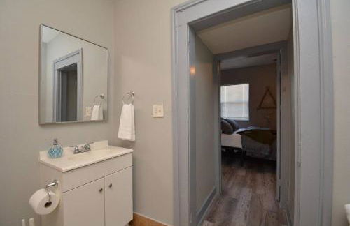 SuperValue Suite #9 @ East End Revitalized - Foto 21