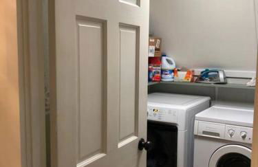 Cozy Cottage w Hot Tub, 5 min walk to Main St - Foto 22