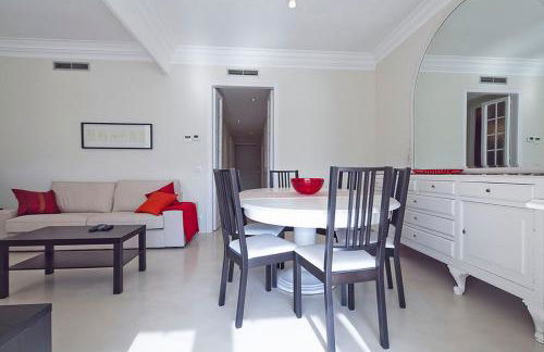 Central and Spacious Family Apartment - Foto 13