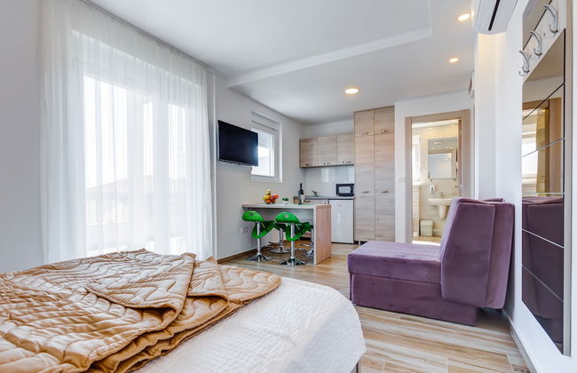 Almare apartments Budva - Photo 32