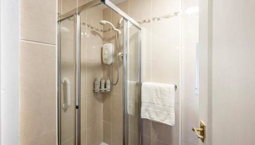 Coastal Nest - Cosy flat in Irvine town centre - 5 minute drive from beach - Foto 5