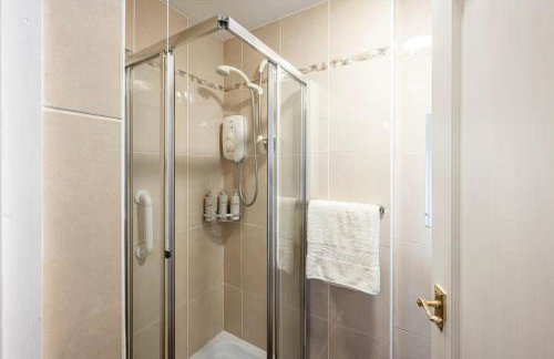 Coastal Nest - Cosy flat in Irvine town centre - 5 minute drive from beach - Foto 5