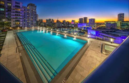 X Lounge III-Modern Corner Residence - Foto 1