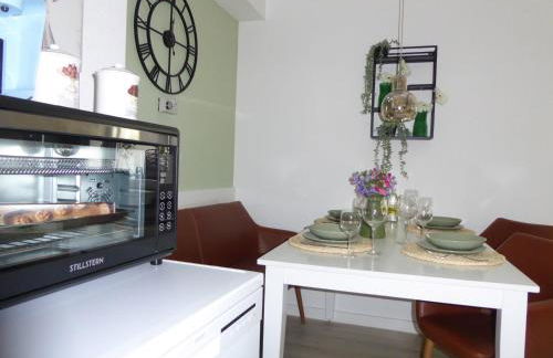 Greenflair Winterberg Ferienwohnung 5 Pers Pool Sauna Wifi near Lift - Foto 5