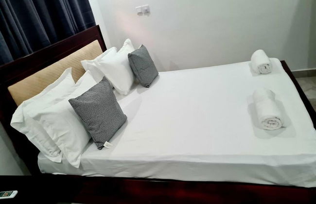 Spacious, Quiet & Cozy- Close to Highway-parking - Foto 2