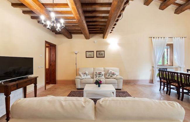 Beautiful Villa in Belforte All'isauro With Swimming Pool - Foto 47