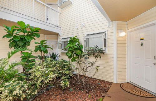 Peaceful 2Bd 2Bth Pondside Condo - MaryEtta - Foto 15